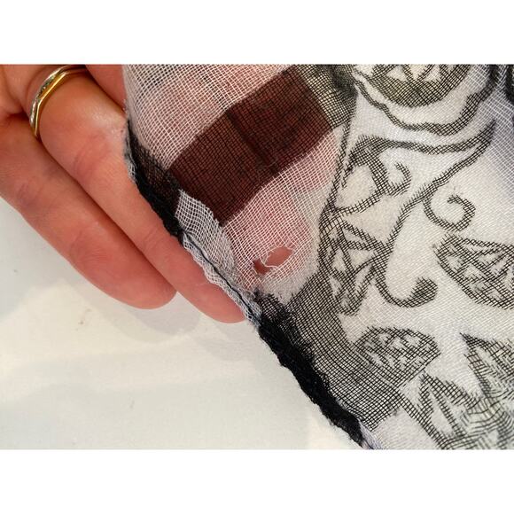 Zara Black/Gray-White Skull & Stripe Day of the Dead Sheer Scarf OS Polyester - Picture 6 of 7